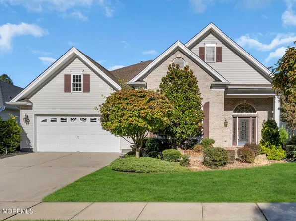 6 Northshire Court, Freehold, NJ 07728