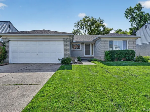27066 Sutherland St, Southfield, MI 48076
