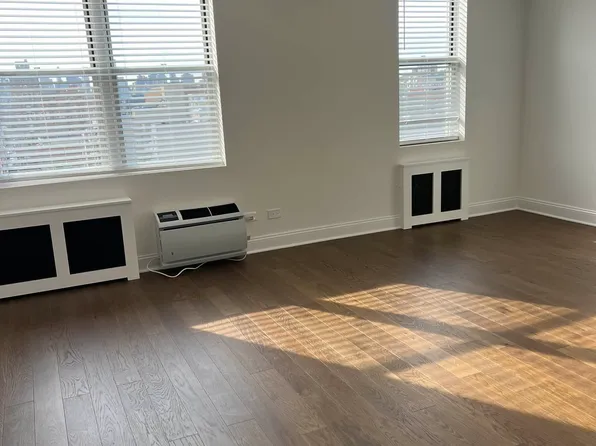 31-85 Crescent Street image 14 of 29