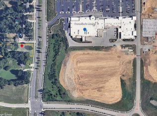 16050 Antioch Rd, Overland Park, KS 66085