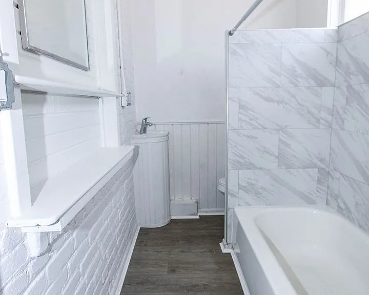 215 E Willis St — Photo 5