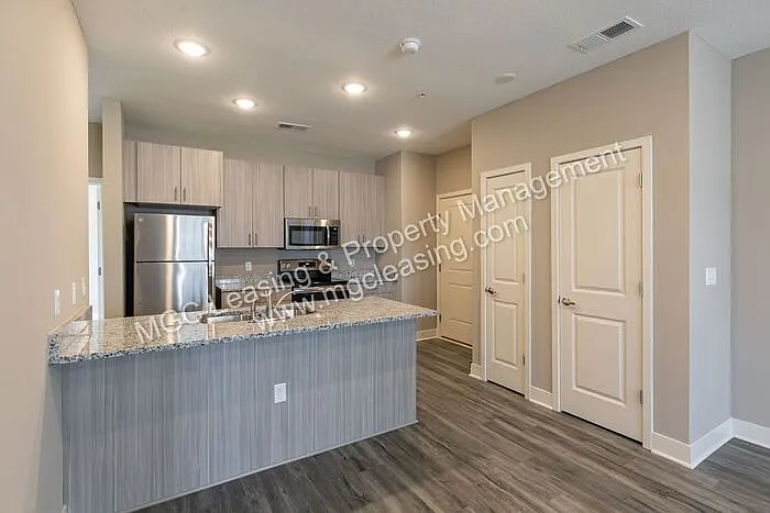 5621 NE 80th Ter #3D — Photo 6