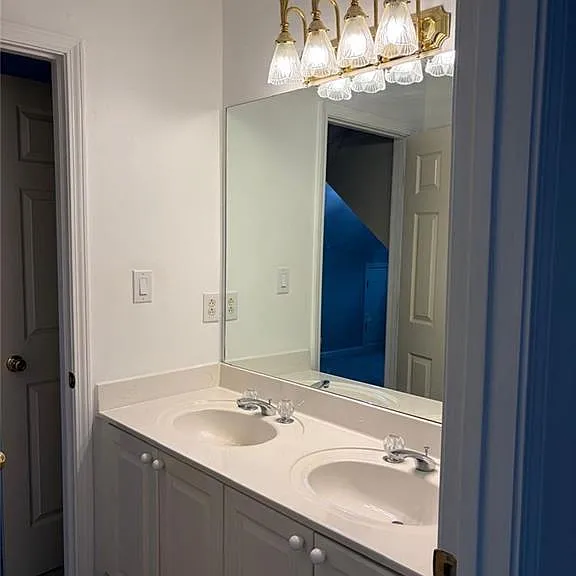 96 Highgrove Dr — Photo 18