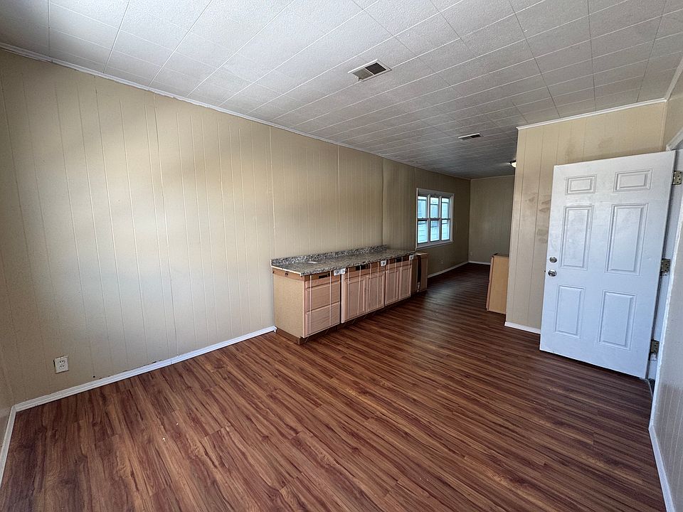 1st image of 540 Willett St #2