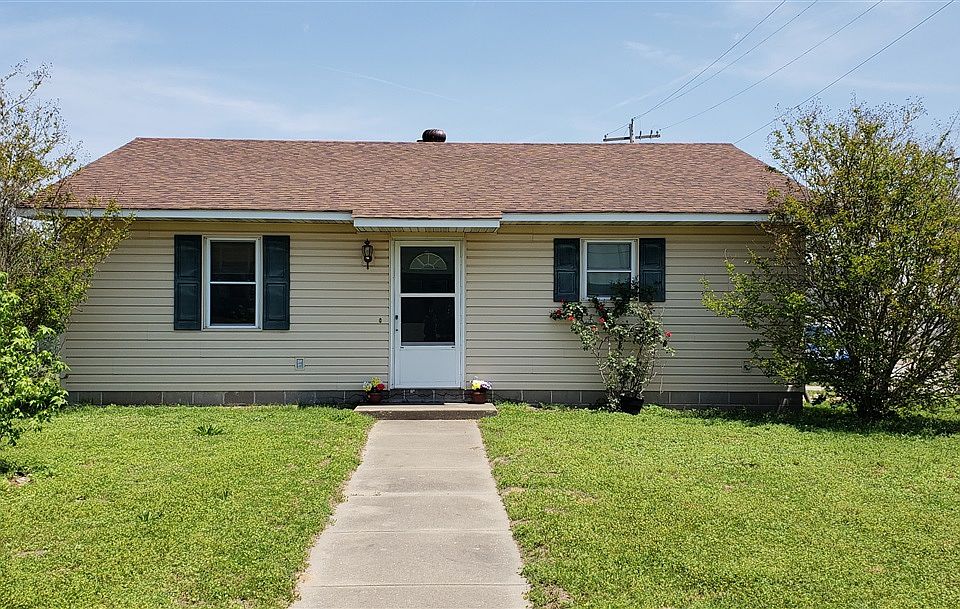1st image of 200 Edwards Ave