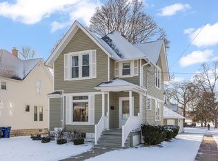 130 N Ellis Ave, Wheaton, IL 60187