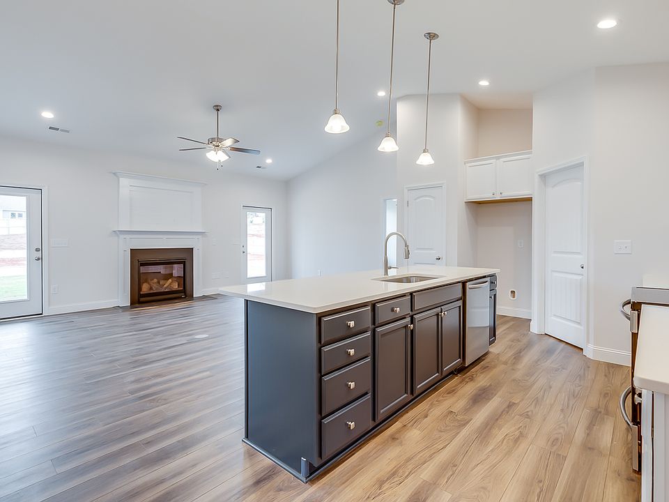 Lakewood Plan, Marion Meadows, Travelers Rest, SC 29690 | Zillow