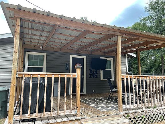 Covered Porch 12.5' x 18'