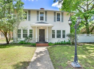 820 W Gandy St, Denison, TX 75020