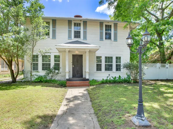 820 W Gandy St, Denison, TX 75020