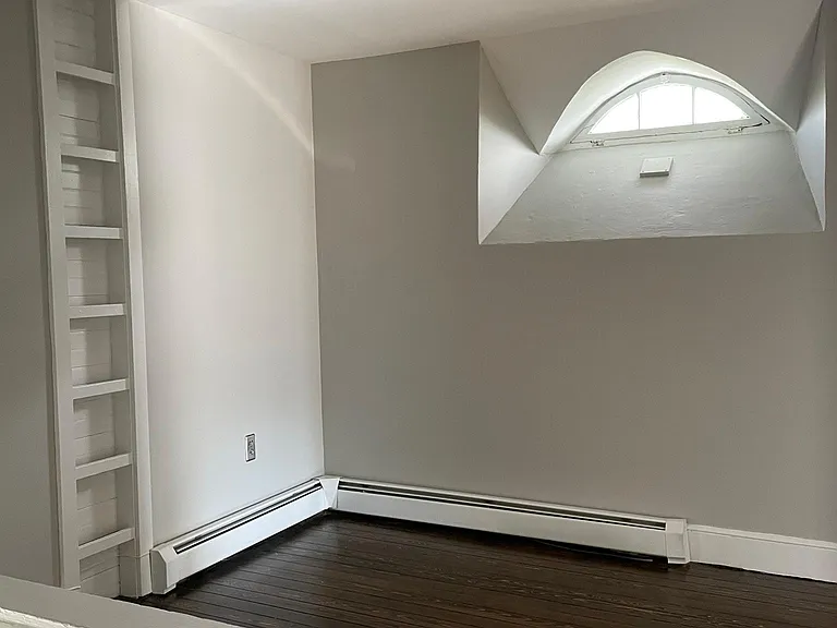 21 Phillips St — Photo 20