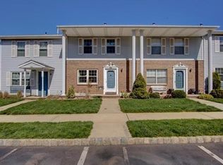215 Gambocz Ct, Monmouth Junction, NJ 08852