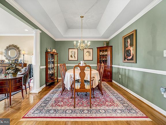 5th image of 183 Mosby Cir