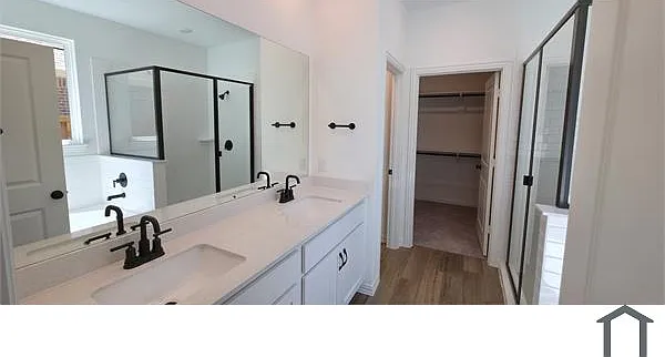 1823 Bachman Ln — Photo 8