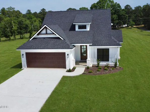 109 Tacoma Dr, Lucedale, MS 39452