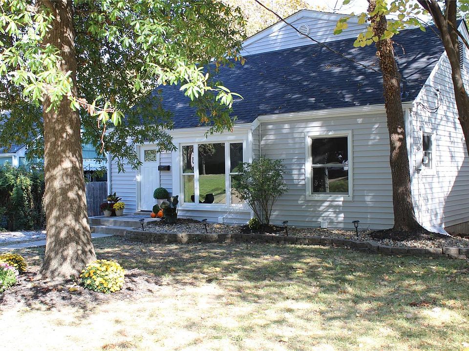 1st image of 810 Evans Ave
