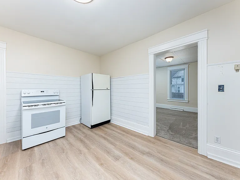405 Starkweather St #1 — Photo 12