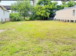 1331 Lawrence St, New Orleans, LA 70114