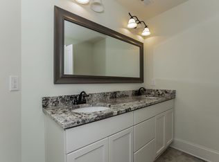 8 Anctil Ct, Rochester, NH 03839