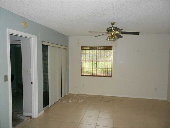 3rd image of 466 NE 210th Cir Ter APT 203