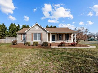 3383 Golden Oaks Dr, Graham, NC 27253