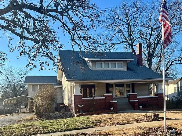 413 N Montgomery St, Sedan, KS 67361