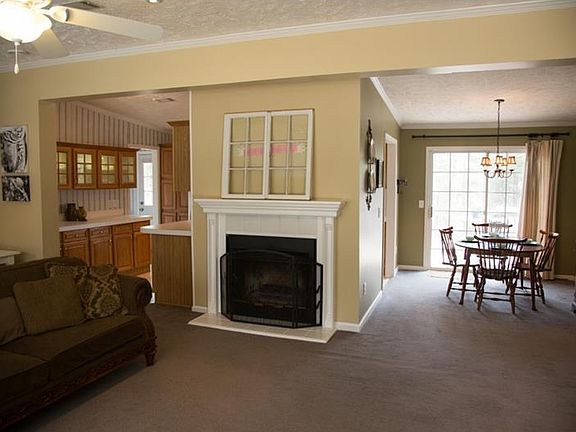 5th image of 57 Fireside River Trce W