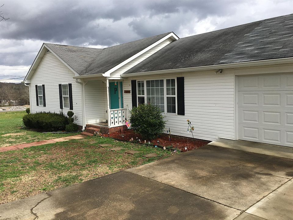 1st image of 151 Lisa Dr