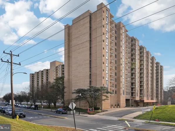 4500 S Four Mile Run Dr APT 502, Arlington, VA 22204