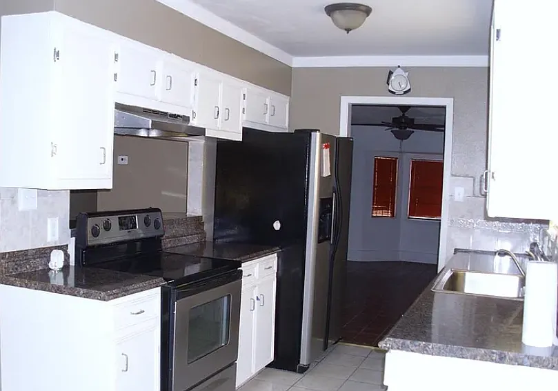 3 bed, 1344 sqft, $1,550 — Photo 4