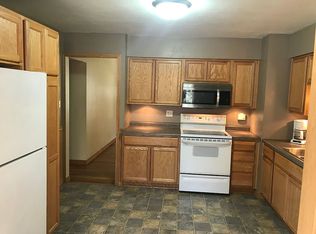920 E Doty Pl, Milwaukee, WI