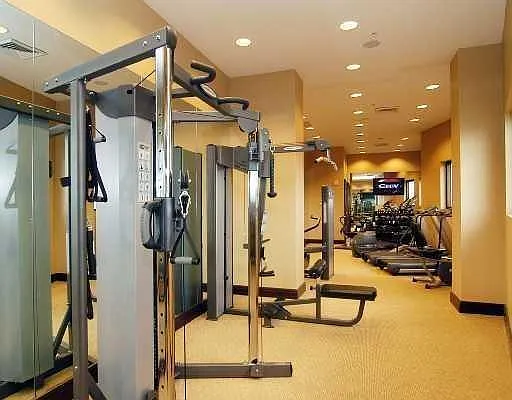16275 Collins Ave #1004 — Photo 31