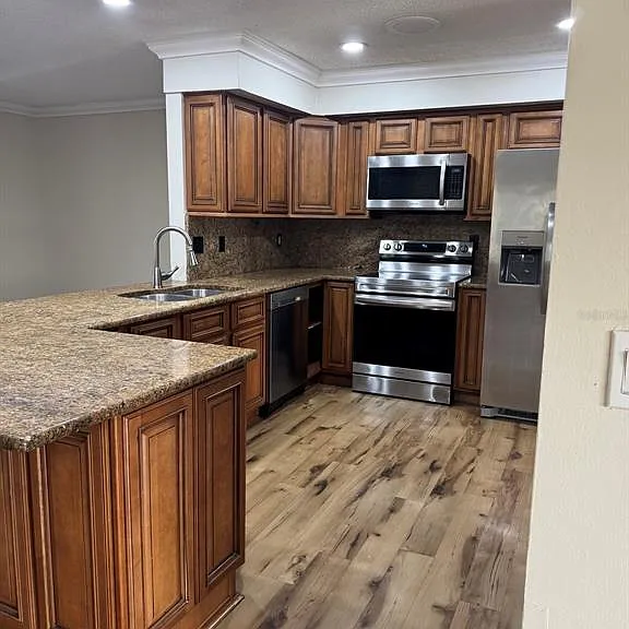 3306 Lake Saxon Dr — Photo 4