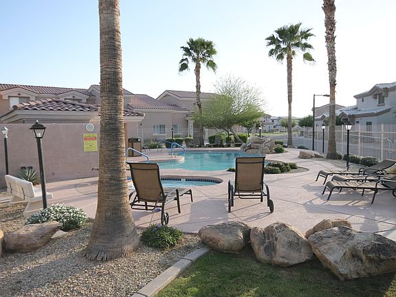 5th image of 8008 W Beck Ln
