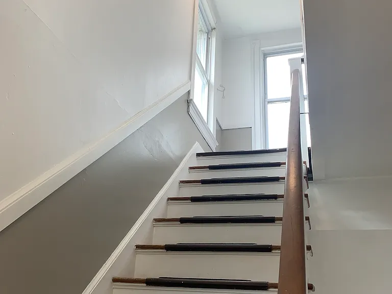 126 Pinney St #130 — Photo 8