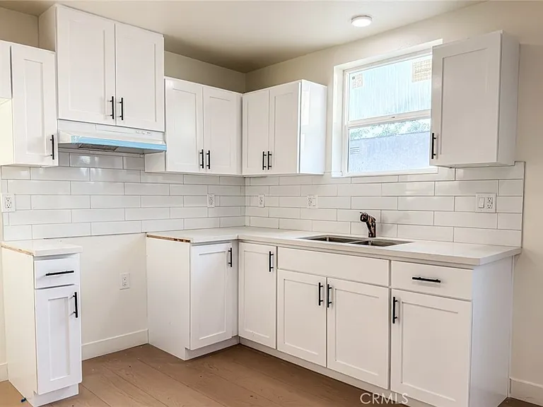 2120 E 92nd St — Photo 12