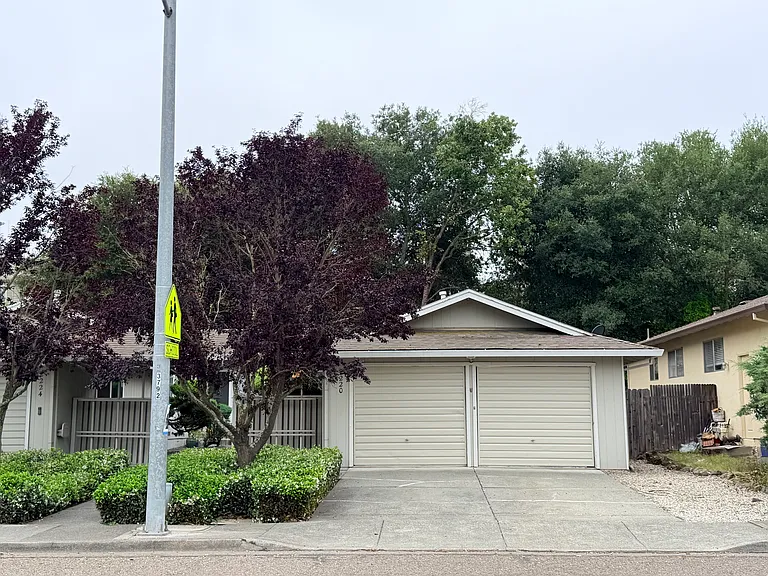 2220 Mesquite Dr — Photo 15