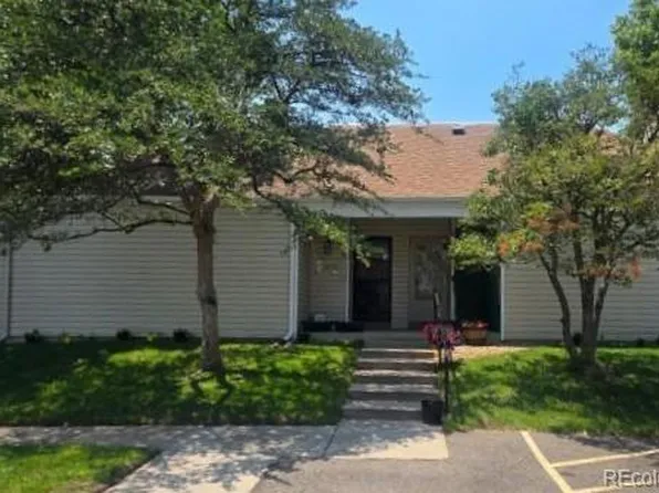 2600 S Xanadu Way #B, Aurora, CO 80014