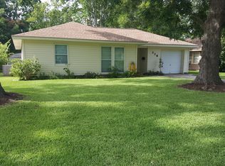 116 Gardenia St, Lake Jackson, TX 77566