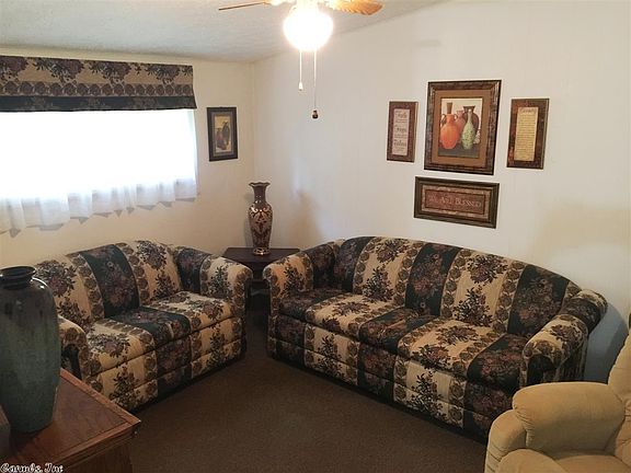 5th image of 32 Iuka Dr