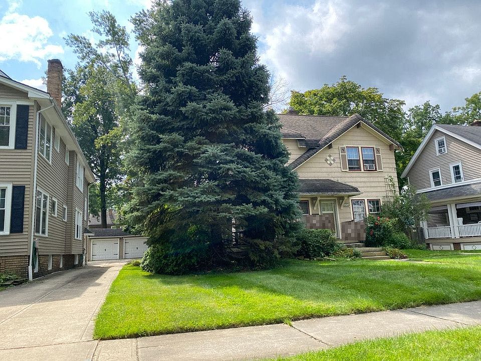 2nd image of 3352 E Scarborough Rd