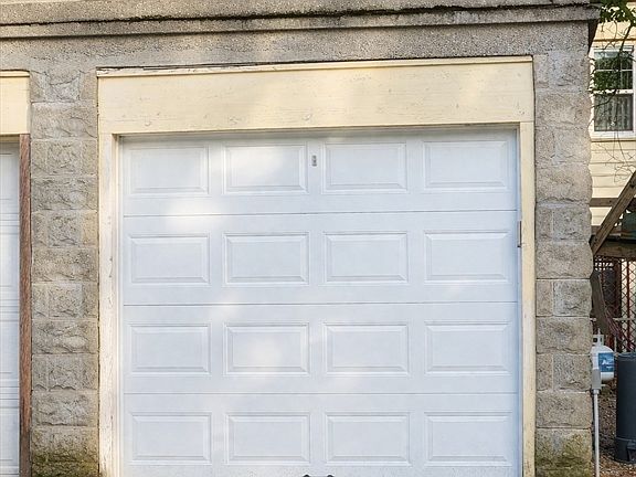 3rd image of 27-25 Marion Rd #1
