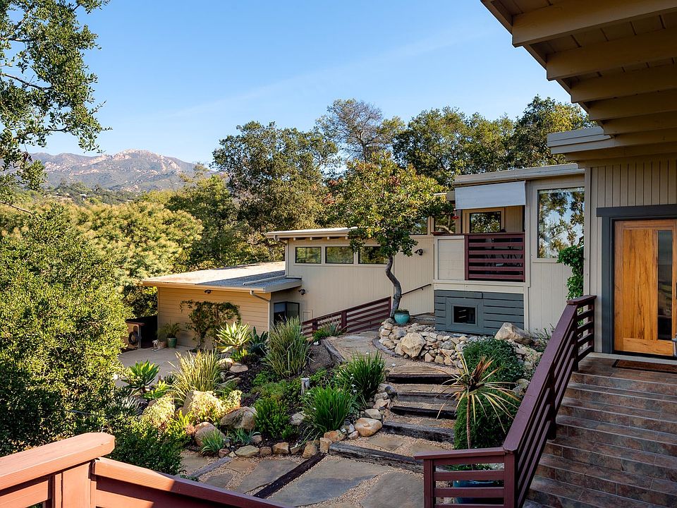 1st image of 460 Mountain Dr