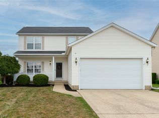 38142 Pebble Lake Trl, North Ridgeville, OH 44039