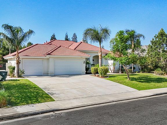 3rd image of 9421 Val Di Chiana Dr