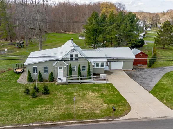 976 W 1st St S, Fulton, NY 13069