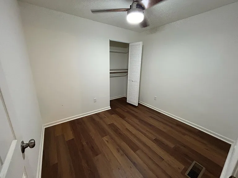 647 Annafrel St #B — Photo 3