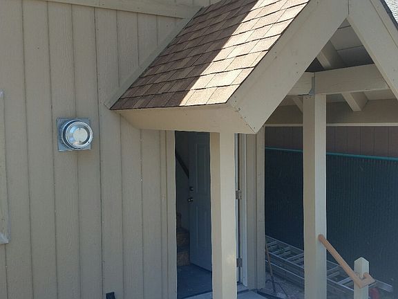 2nd image of 907 W Big Bear Blvd