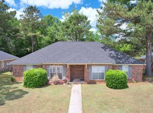 198 Endoline Dr, Leesburg, GA 31763
