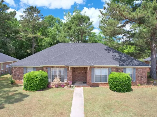 198 Endoline Dr, Leesburg, GA 31763